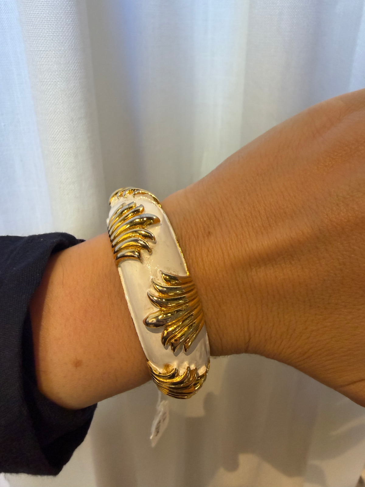 PAULINE RADER CLAMPER BRACELET