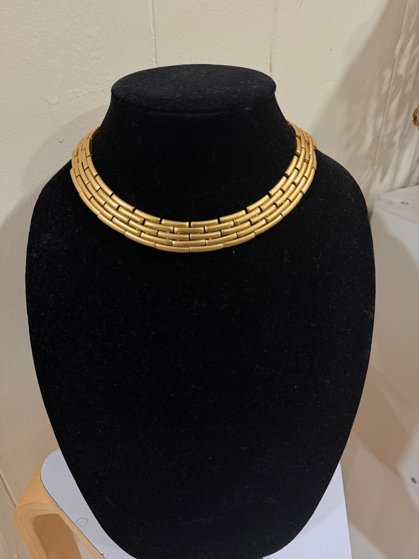 MONET GOLD WATCHLINK COLLAR NECKLACE