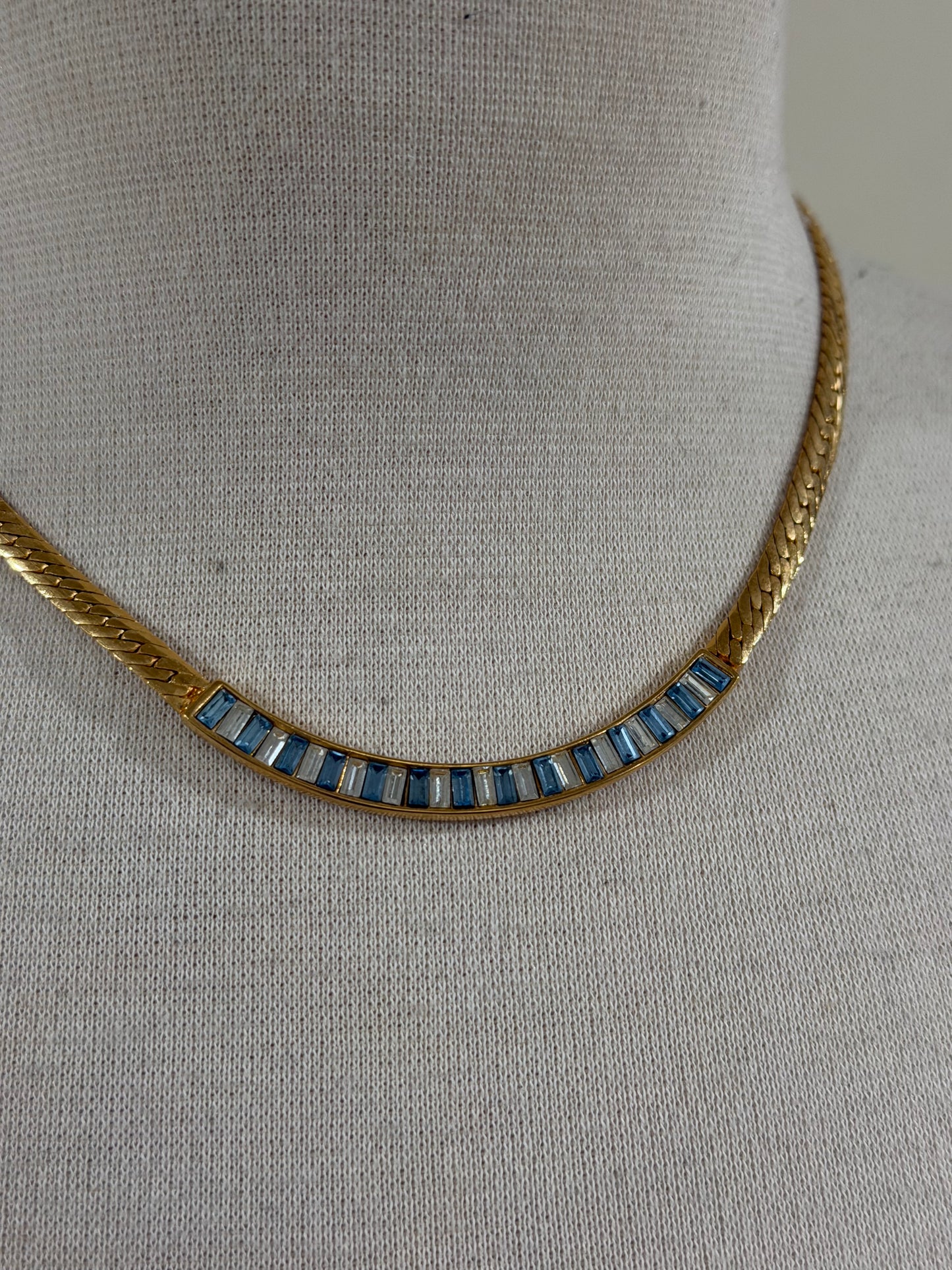 UNSIGNED BLUE AND CLEAR BAGUETTE RHINESTONE HERRINGBONE NECKLACE