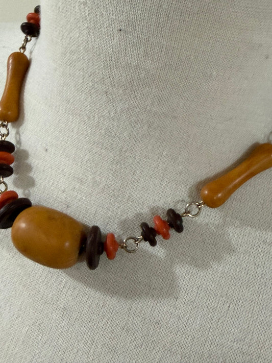 SARAH COV WOOD AND CORAL CHUNKY MIXED BEAD NECKLACE