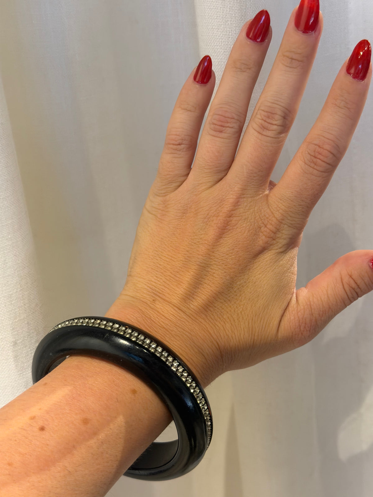 BLACK AND RHINESTONE BANGLE