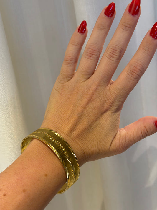 MONET THICK ETCHED BANGLE