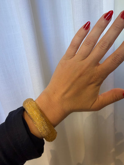 MONET TEXTURED CLAMPER BRACELET