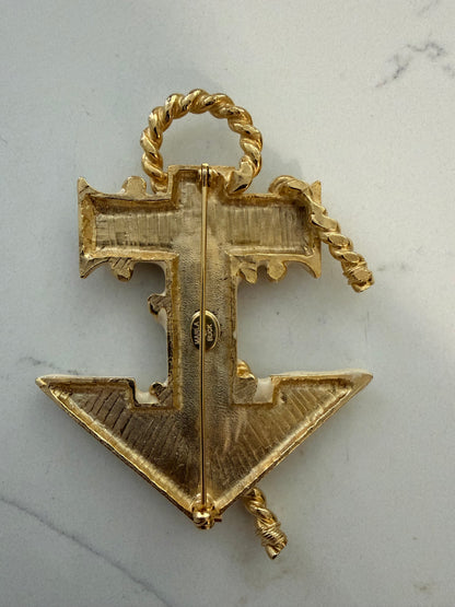 MARLA BUCK WHITE AND GOLD ANCHOR BR5OOCH