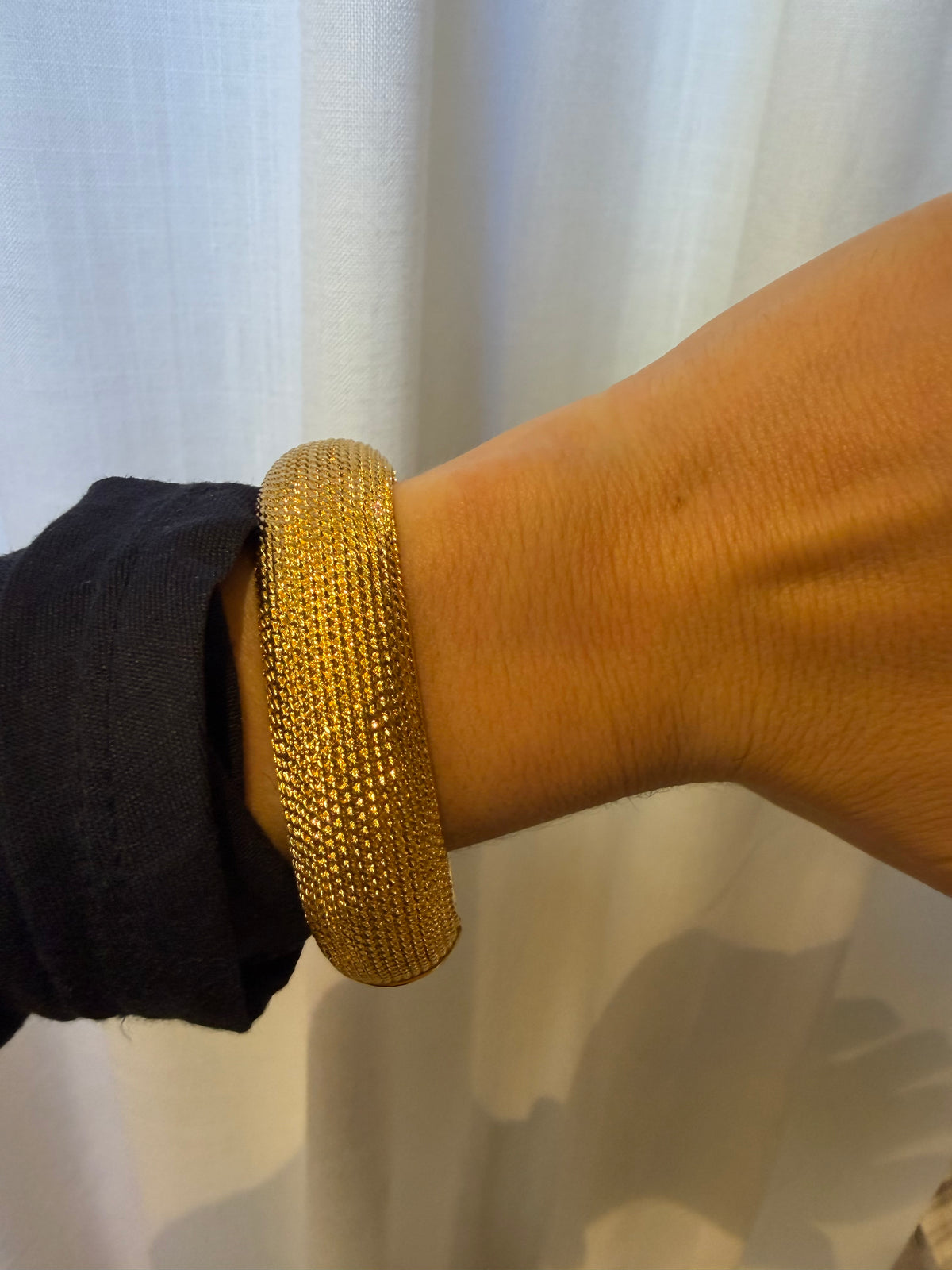 MONET TEXTURED CLAMPER BRACELET