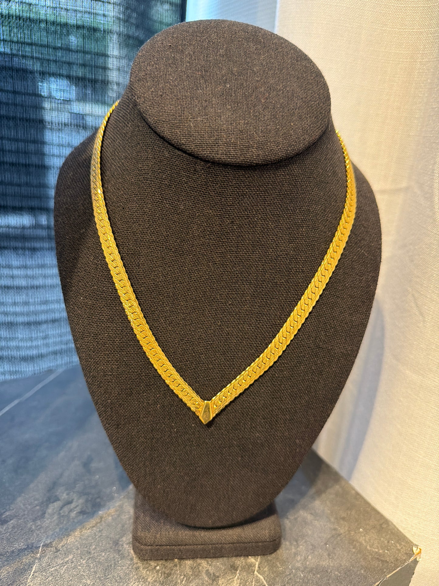 NAPIER POINTY HERRINGBONE LINK NECKLACE