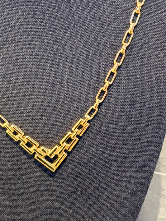 AVON GRADUATED LINK NECKLACE