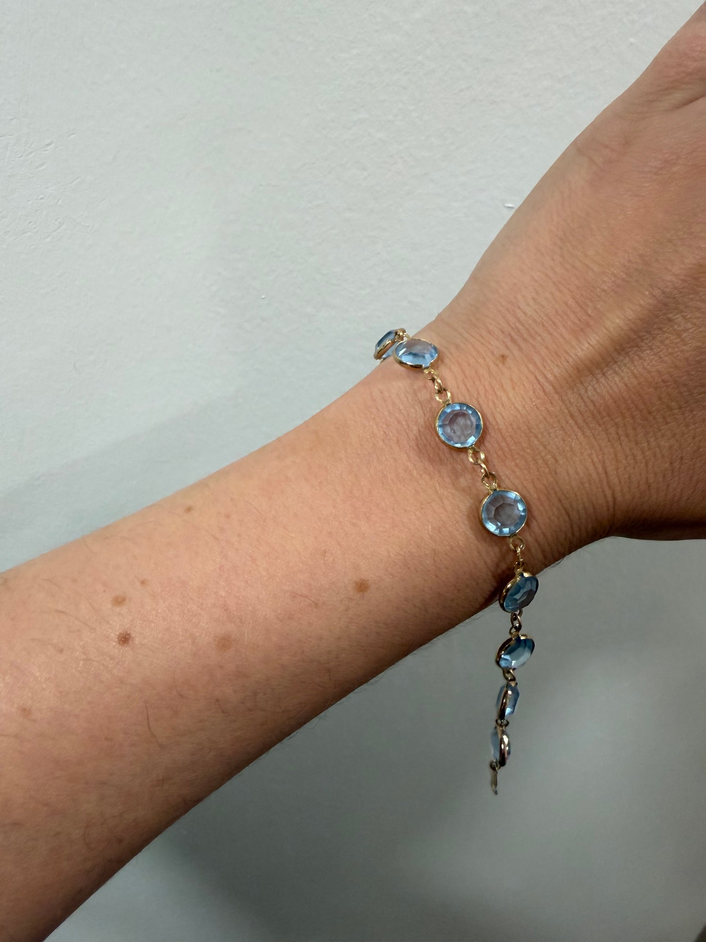 LIGHT BLUE CHICLET LINK BRACELET (14KT GF)
