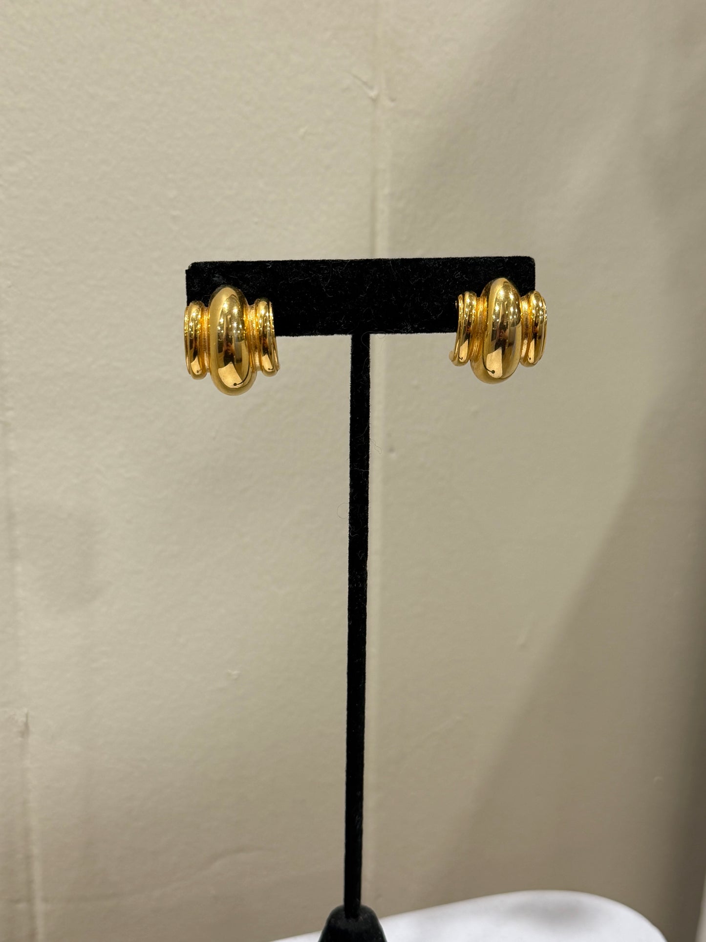 ANNE KLEIN GOLD CHUNKY POST EARRINGS