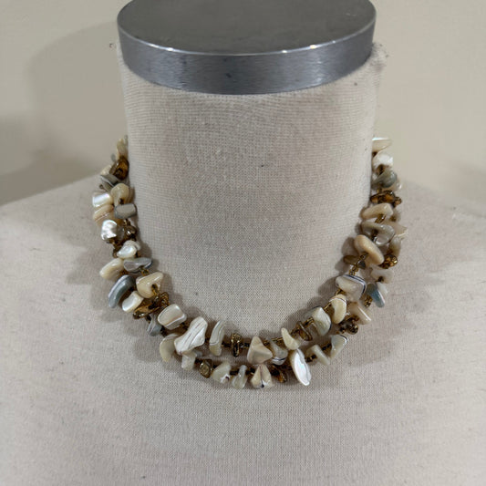 MID CENTURY MOTHER OF PEARL SHELL NECKLACE