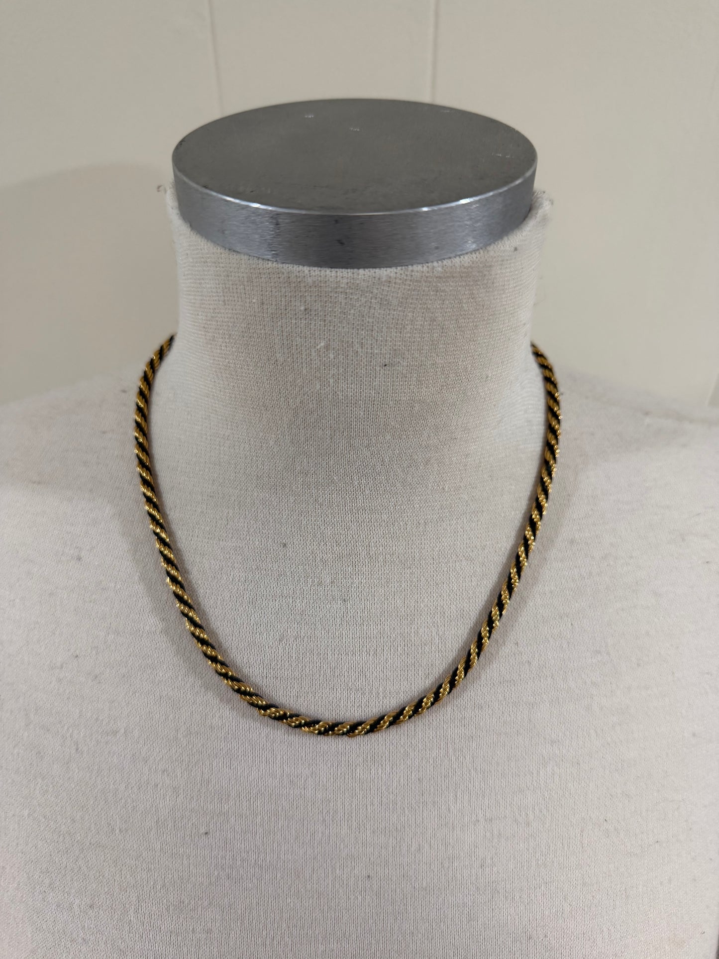 TRIFARI GOLD AND BLACK TWISTED ROPE CHAIN NECKLACE