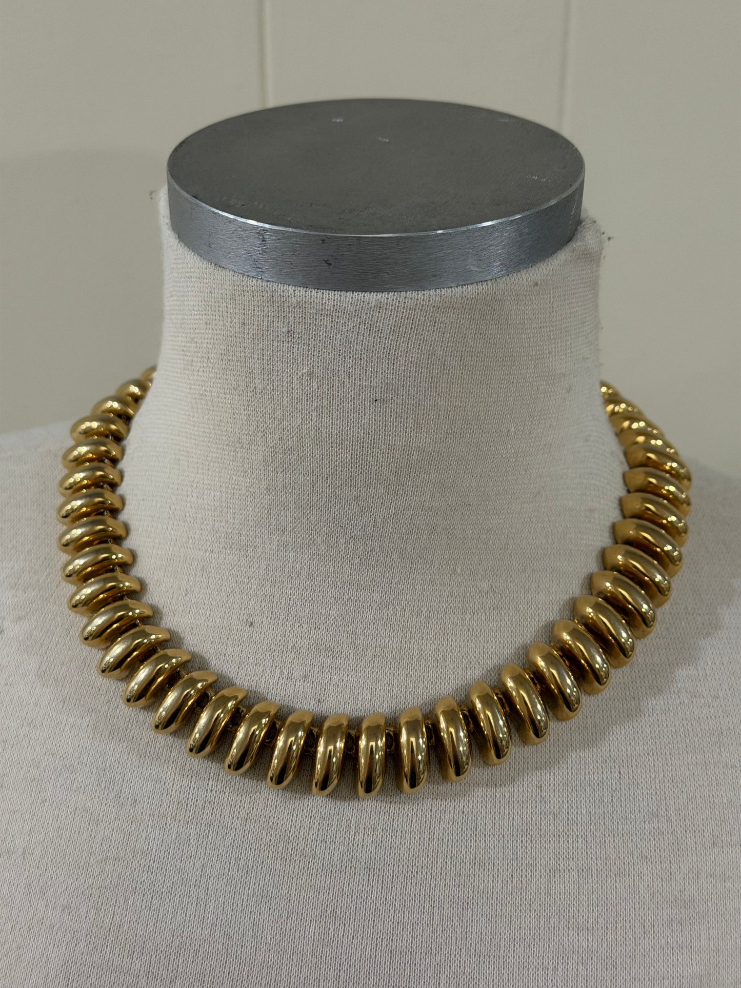 ERWIN PEARL GOLD SWOOSH LINK COLLAR NECKLACE