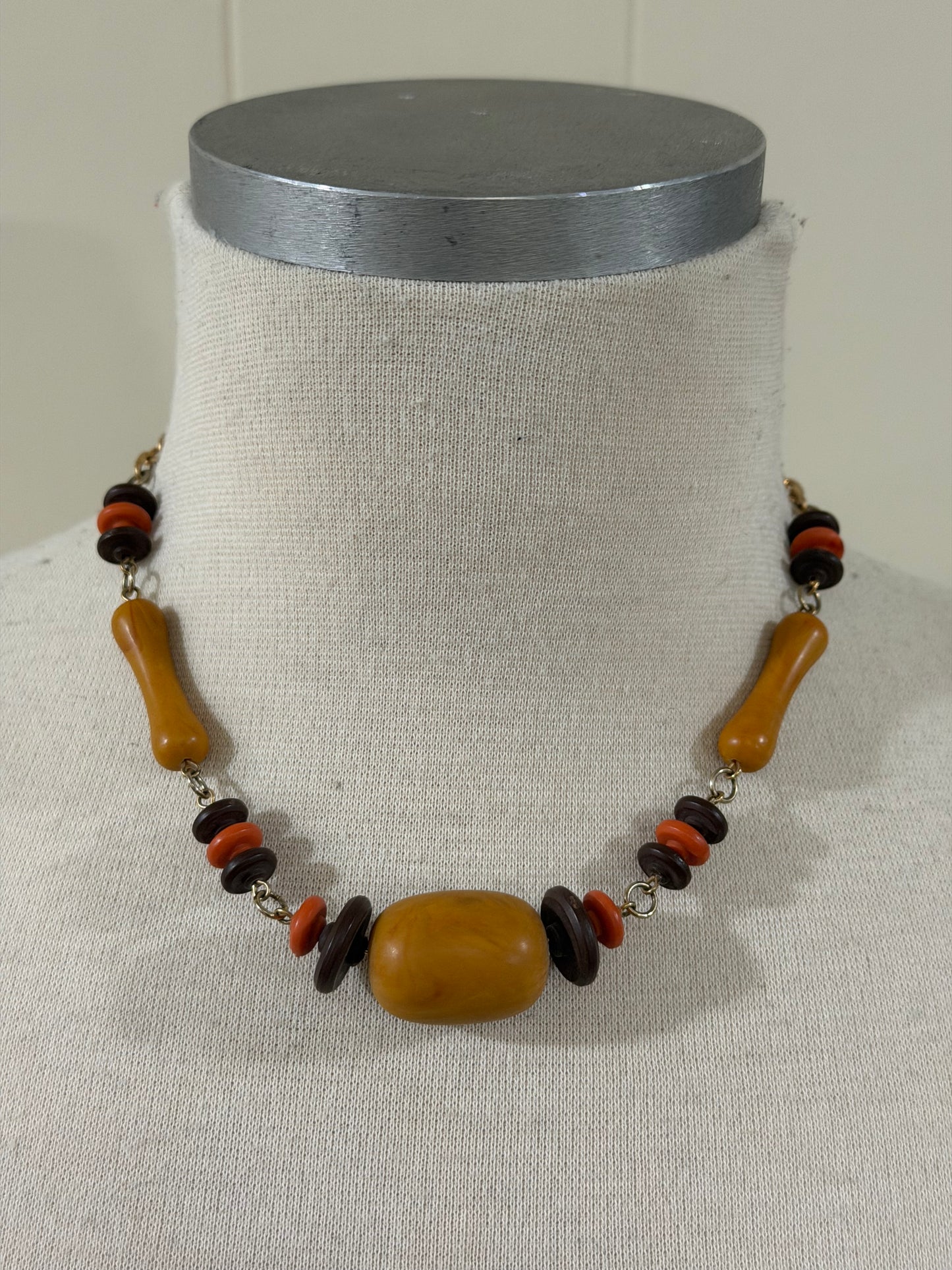 SARAH COV WOOD AND CORAL CHUNKY MIXED BEAD NECKLACE