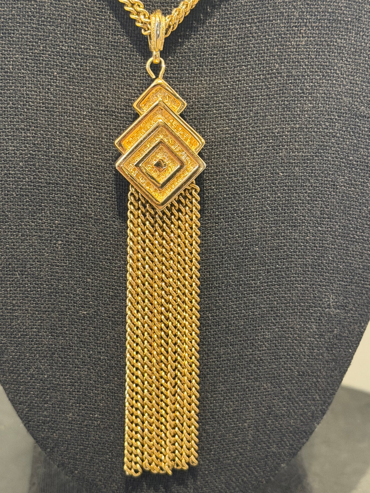 MONET GEOMETRIC TASSEL NECKLACE